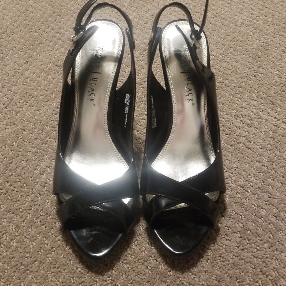 White House Black Market Sexy heels size 8.5